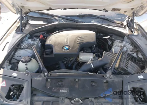 2013 BMW 5 Series 528I из США, поврежденный, VIN WBAXG5C58DD232145